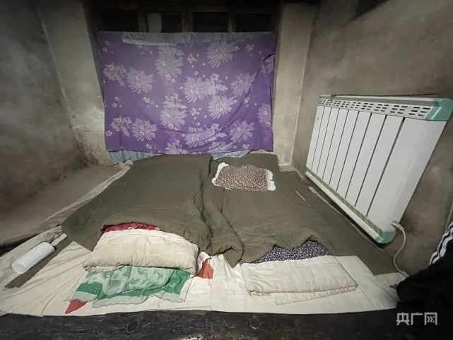 河北山海关又现封炕,只为不冒烟,天太冷却把老人冻哭令