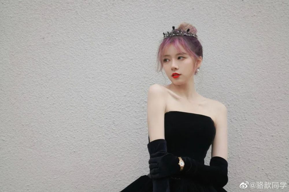 每日一撸莎莉承认tes放水但jdg没放deft心中最强ad为狗噗