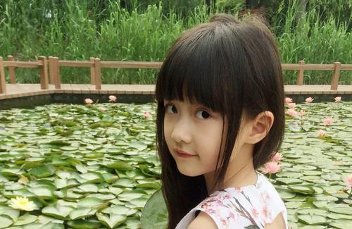 童星纪姿含自曝素颜近照网友有点长残了