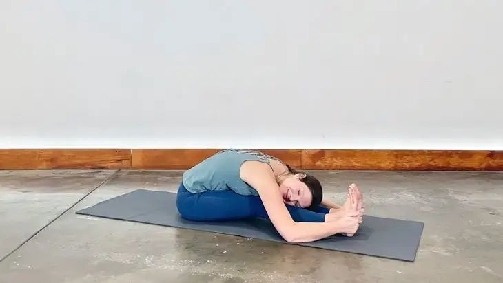 冬至驱寒我们还有瑜伽，不仅能走“身”，还能走心！