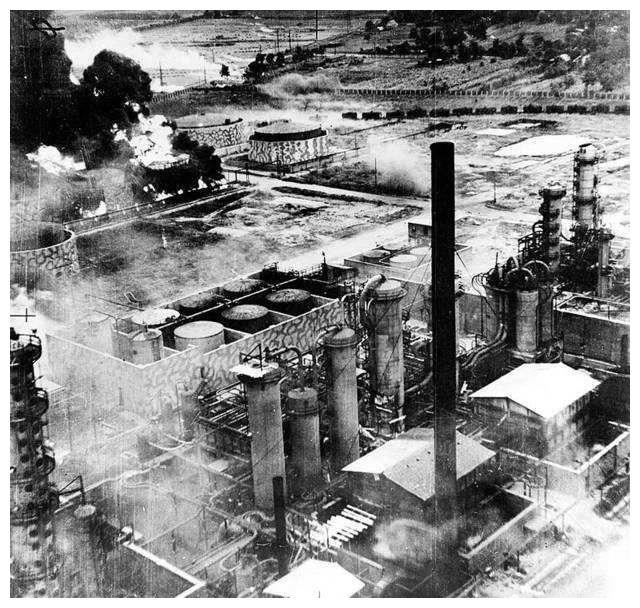 二战德军最后1次垂死挣扎的进攻1945年3月6日巴拉顿湖战役爆发