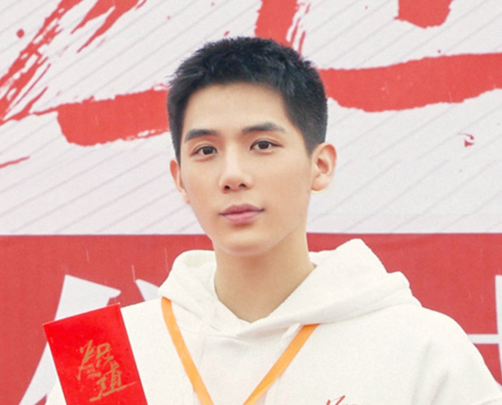 缺席《二十不惑2》?王安宇新戏同天官宣,先后合作杨颖,金晨_腾讯新闻