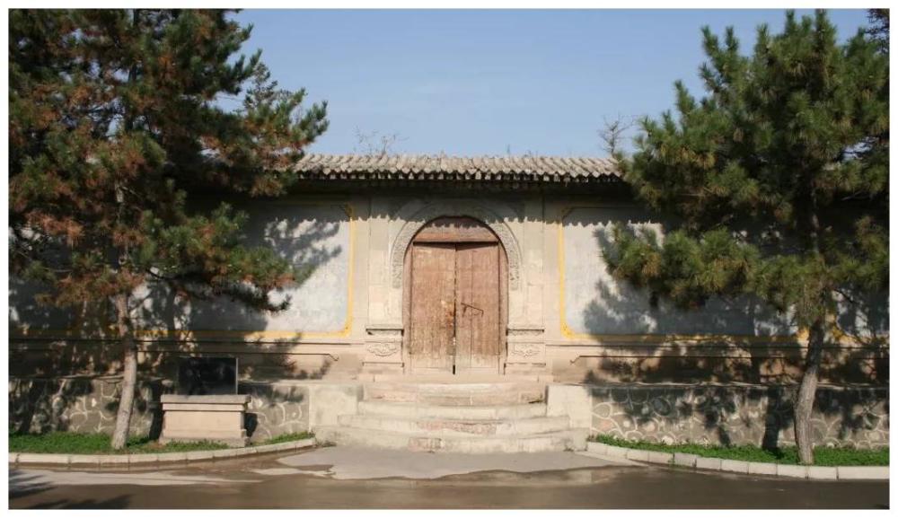 马鸿逵爱听戏爱娶唱戏的女子1916年在北京牵着一只黑头羊订亲