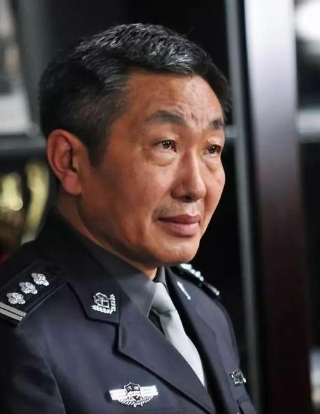 老戏骨杜源4岁认识爱妻结婚36年没绯闻女儿成最大的骄傲