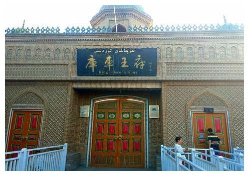 不过可惜的是这个库车王并没有亲生儿子.