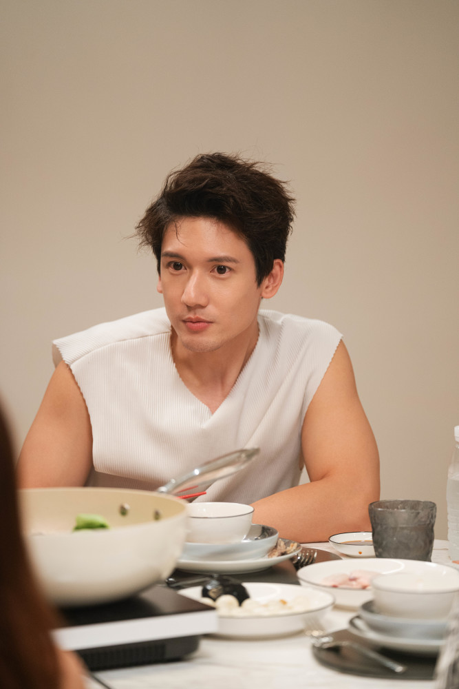 综艺因为是朋友呀热播中老友关智斌暖心为容祖儿twins安排行程