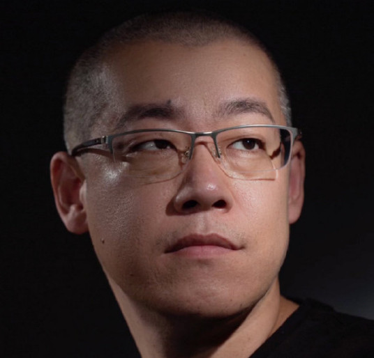 比特币首富李笑来,用比特币套现135亿走人,却称比特币是割韭菜_腾讯