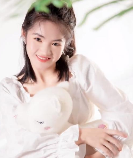 曝李勒优近况,剪短发爆痘跟嫂子分享,城市哥哥虽吃醋但出手阔绰