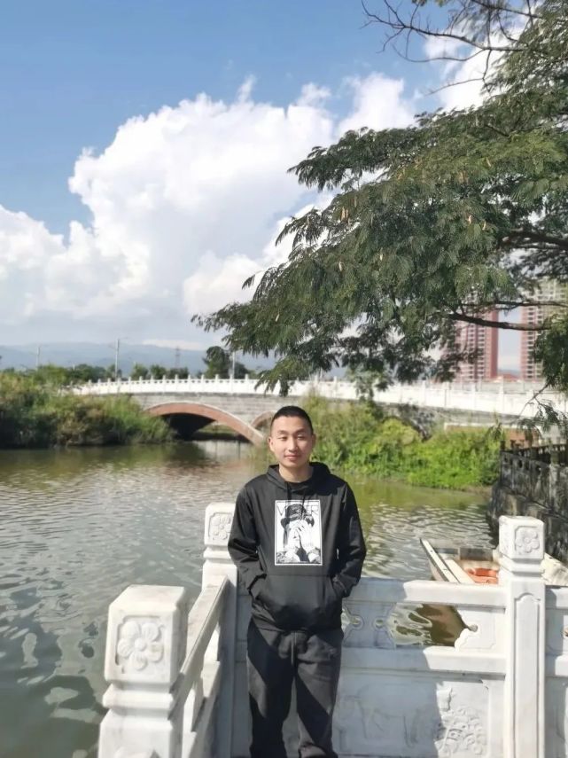 转载志愿服务12年经管学子董金友荣获2020年度中国大学生自强之星