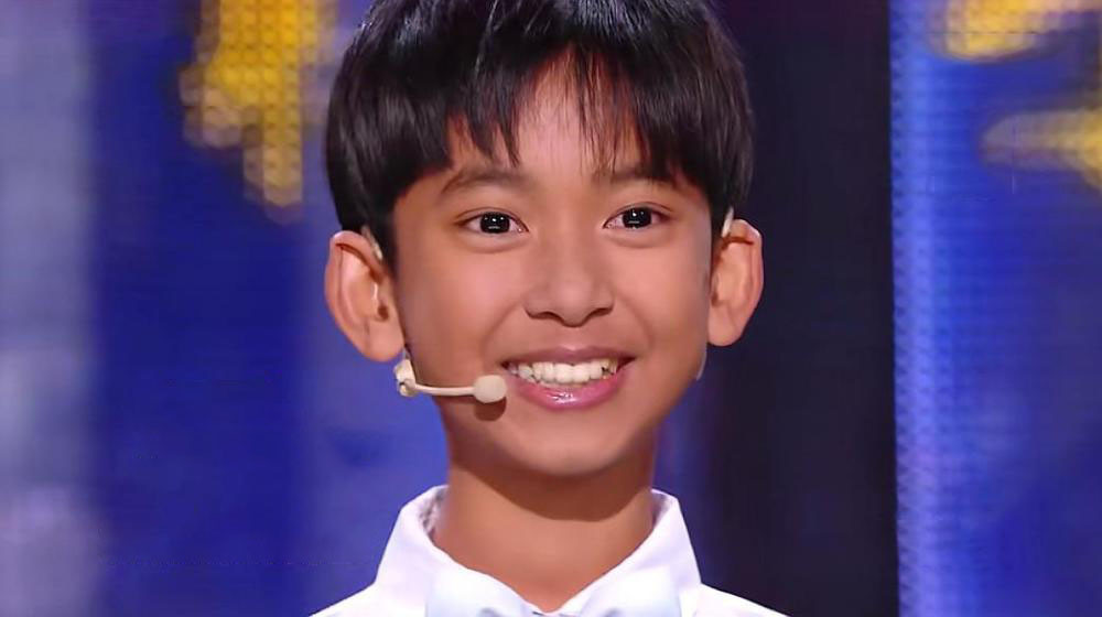 "柬埔寨语言天才"沙利:跟游客学会多国语言,梦想到