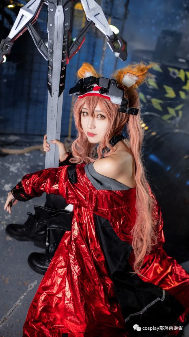 cos:明日方舟干员安洁莉娜