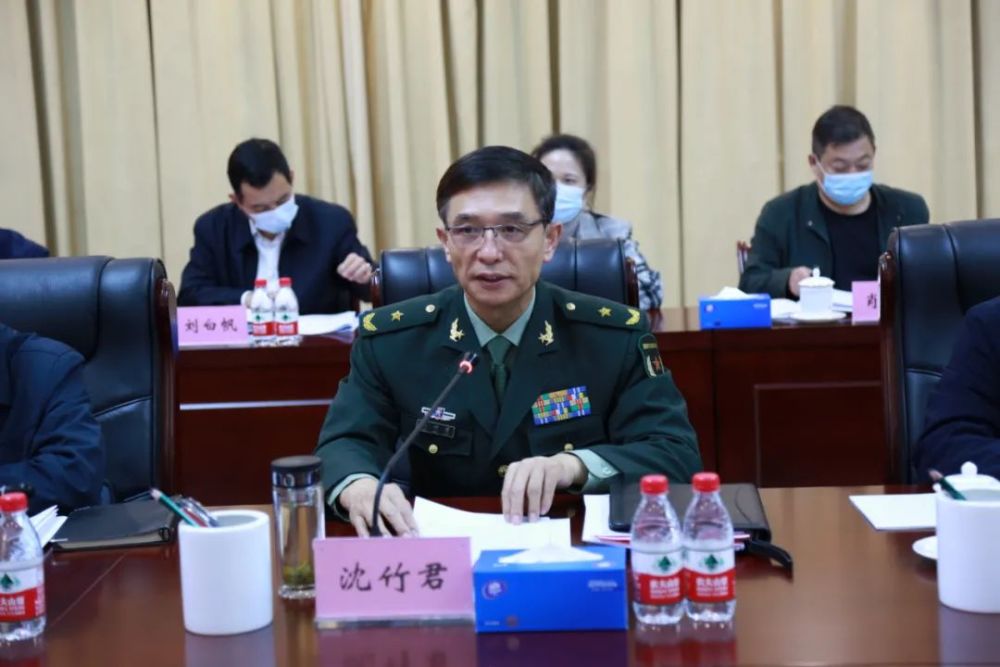 广东省维护国防利益和军人军属合法权益工作领导小组召开会议