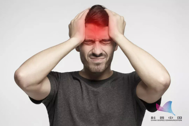 外伤所致的脑出血 通常多久才会出现症状?