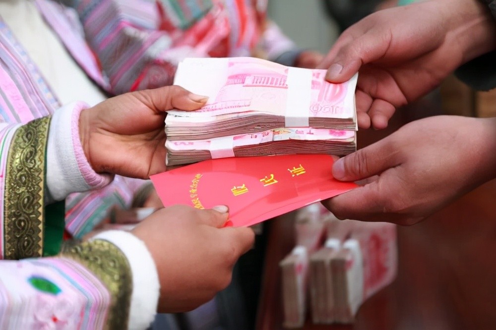 2021年末农村居民迎来好消息领钱新闻越来越多咋回事