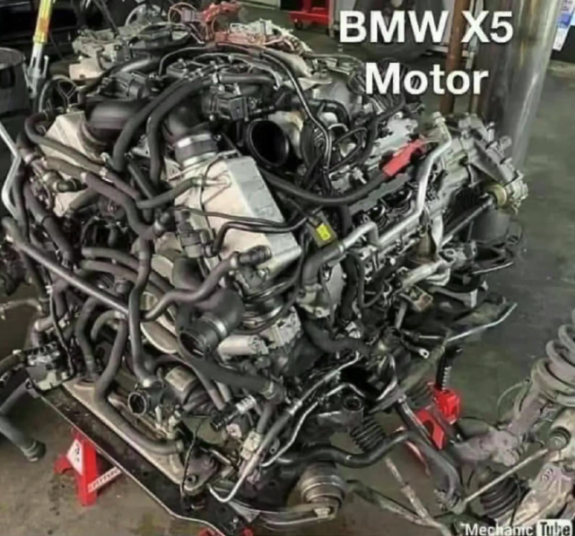 电车比油车先进网友用特斯拉models电机嘲笑宝马x5发动机