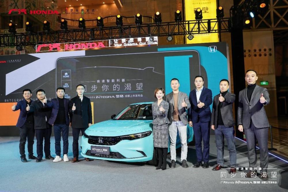 封面新车 提供手动挡 这款头文字d中的战车也杀入了成都市场 全网搜