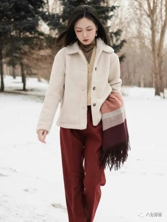 今年冬季时髦女人更爱“大衣”，实用百搭不挑人，保暖又舒适马步野万能公式图片