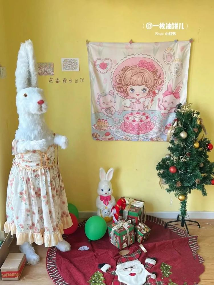西安市电子城能动英语怎么样爬圣诞旧迹宠物狗影水墨