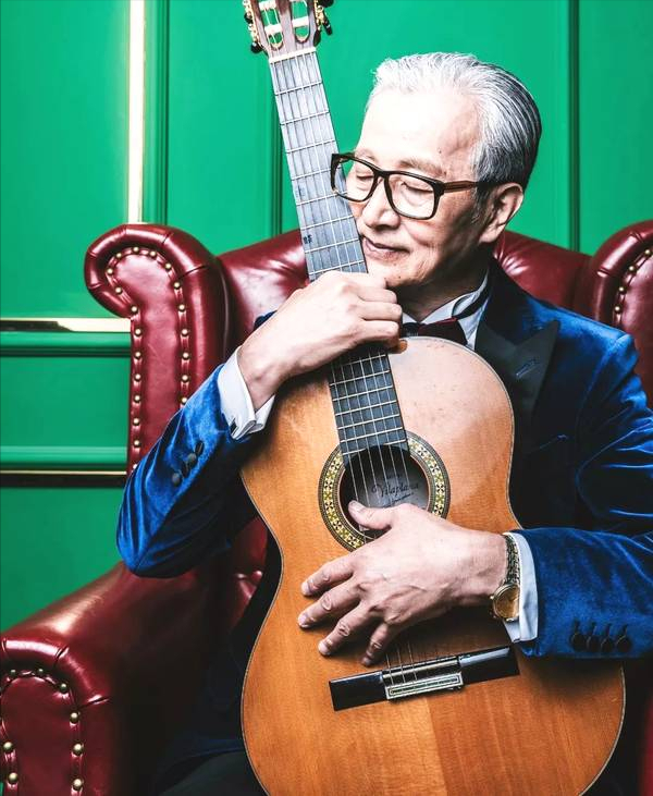 北海爷爷照顾瘫痪妻子23年因精致老年生活走红吸粉上千万