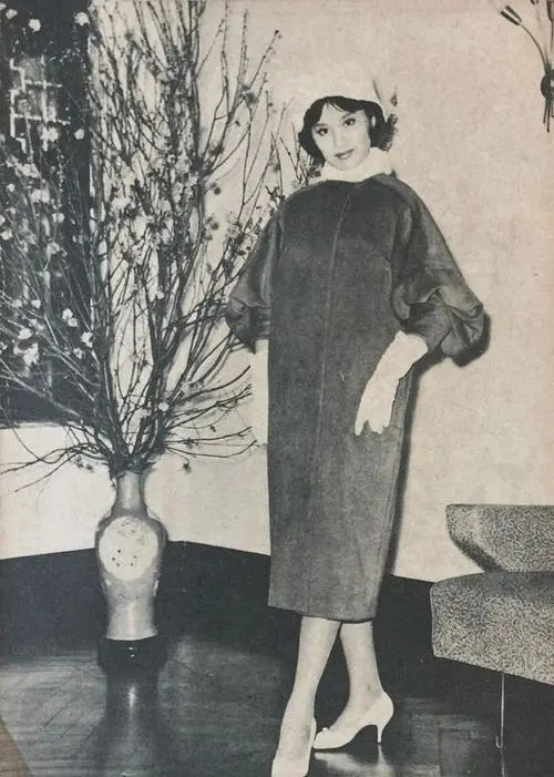 有一种美貌叫堪比赫本的夏梦晚年穿衣优雅从容也是时髦人