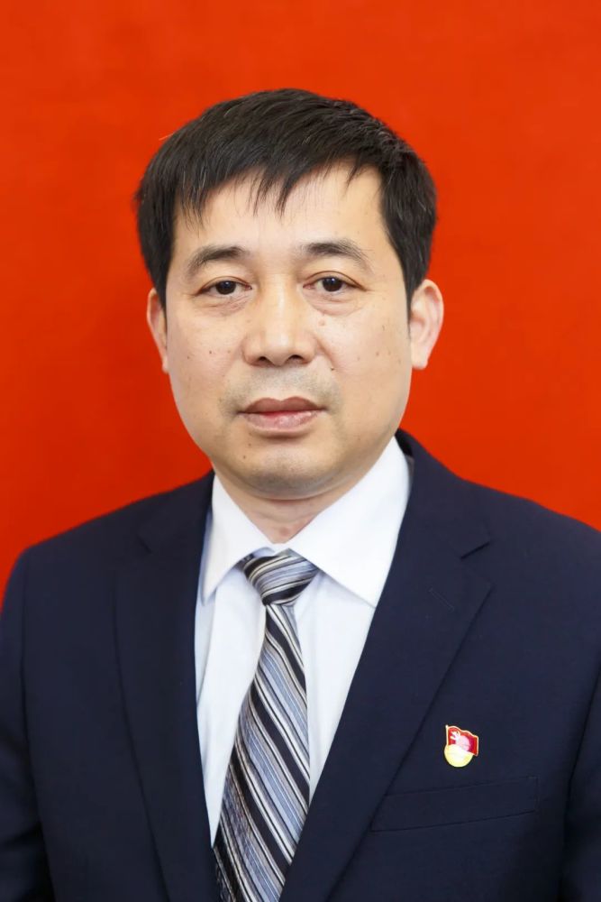 聚焦两会建瓯市政协新一届领导班子选举产生