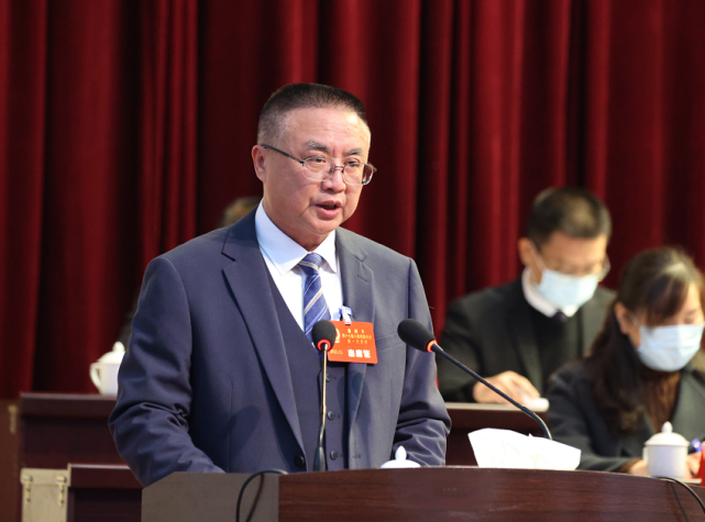 杨祖斌说,过去五年,市人大常委会依法履职,砥砺奋进,各项工作取得新