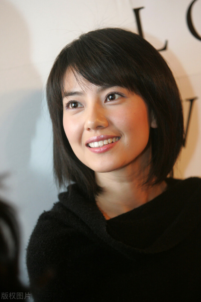 娱乐圈的素颜女神高圆圆美得不可方物她的美丽无人能及