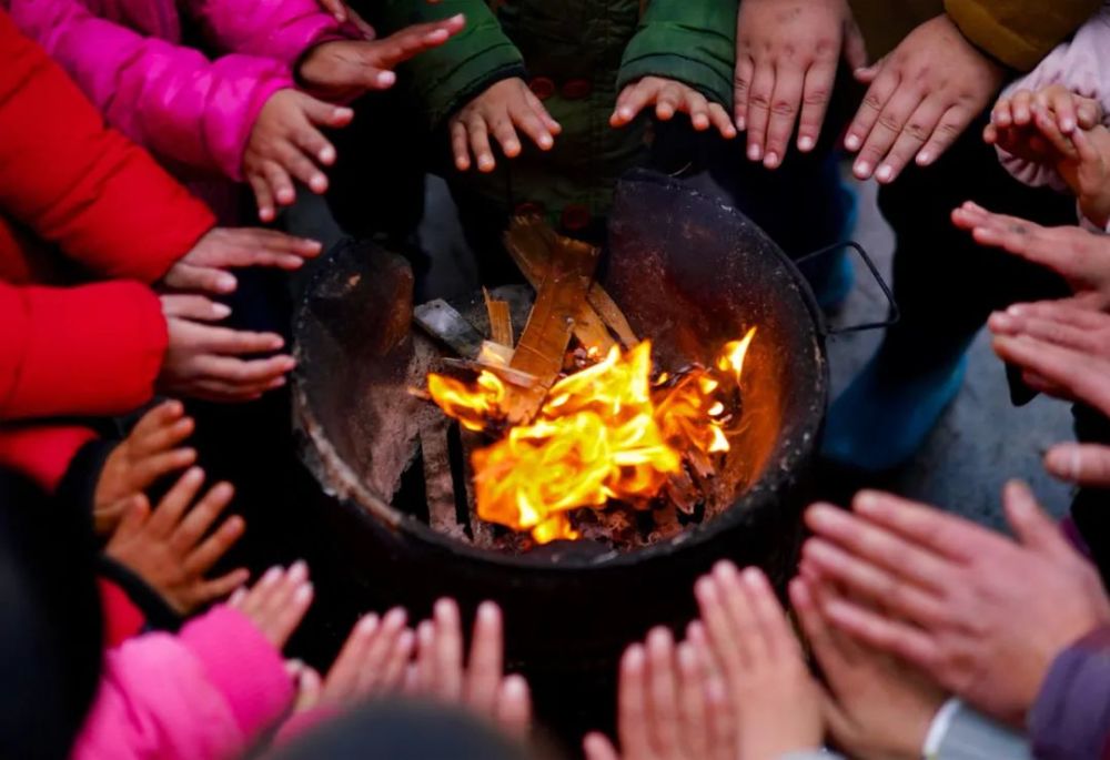 1岁男童被烧伤元凶竟是农村常见的取暖神器农村过冬如何暖和又安全