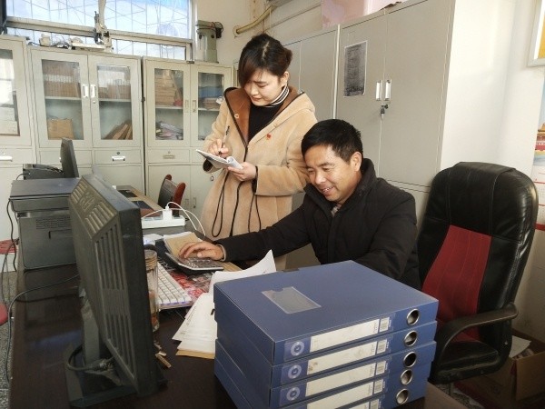 干得好还将进行评比奖励……"12月22日,商水县固墙镇财政所长王建军如