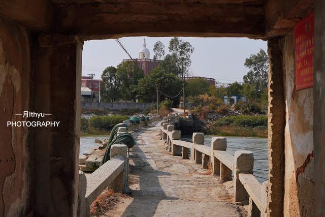 辋川镇在惠安的北部,古时候被称作万城,是惠安的海上咽喉和商务港口