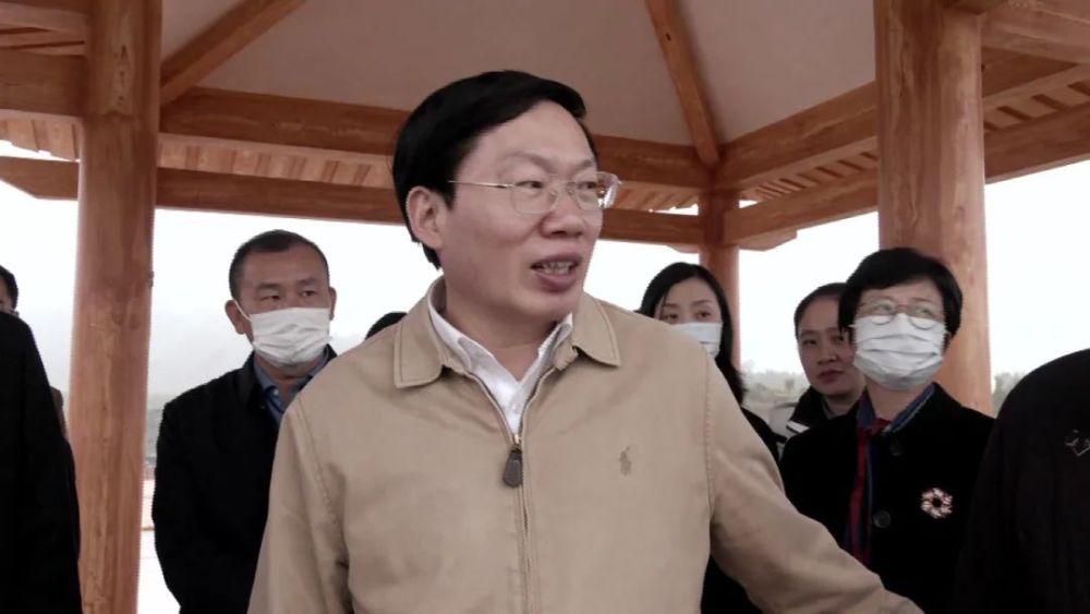 市县领导陈汉夫,余溪,黄键鹏,刘达文,吴水跃陪同调研.