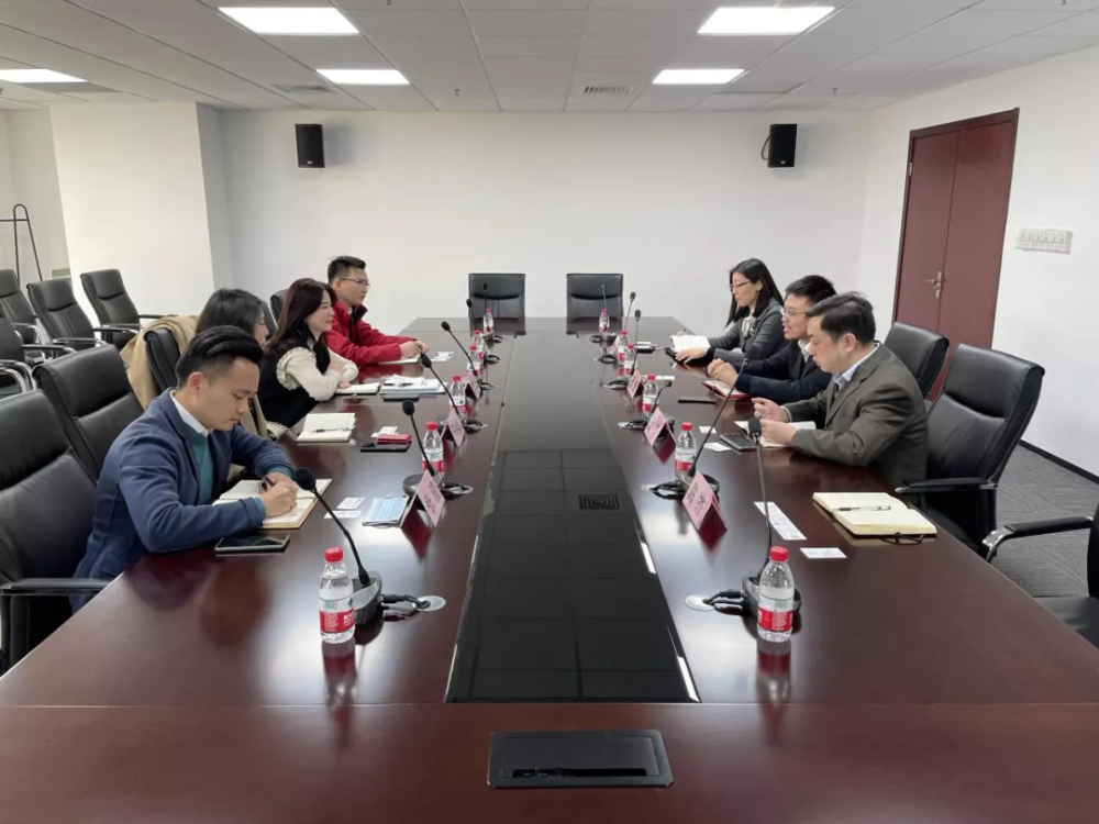 上海市外国投资促进中心,中心主任薛锋,副主任孙昿和欧洲部会见来宾