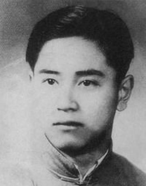 杜月笙落难香港去借钱,他甩出一空白支票: