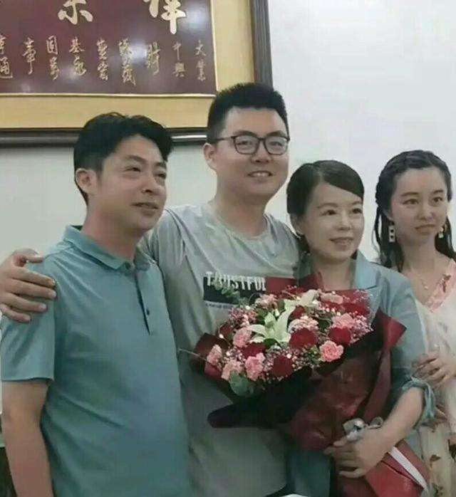 杜新枝生病无人照料,希望郭威和孙卓那样回到养父母身边!