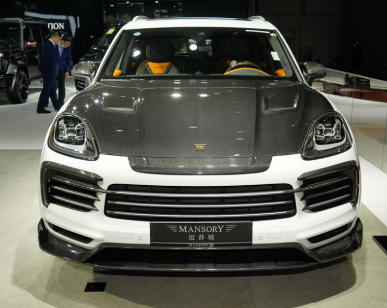 一场视觉盛宴双拼色外观个性化内饰迈莎锐cayenne惊艳亮相