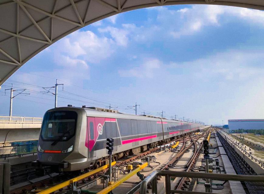 青岛地铁8号线一年级幸福手记