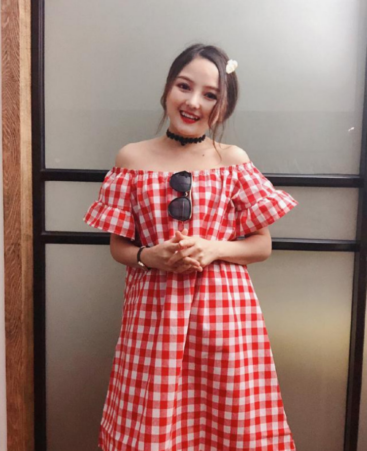 袖珍美人黄韵伊初中辍学北上打工供弟弟上大学如今年入百万