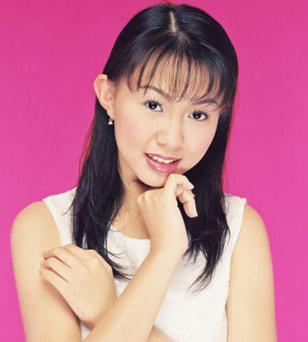 "贺岁公主"卓依婷:5岁大红大紫,翻唱786首歌曲,被传去世20年插图8