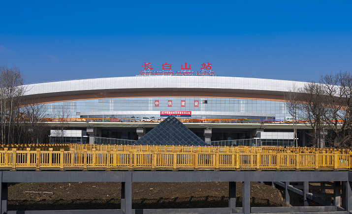 快上醉美高铁慢赏大美长白长白山高铁敦白客专即将正式开通运营