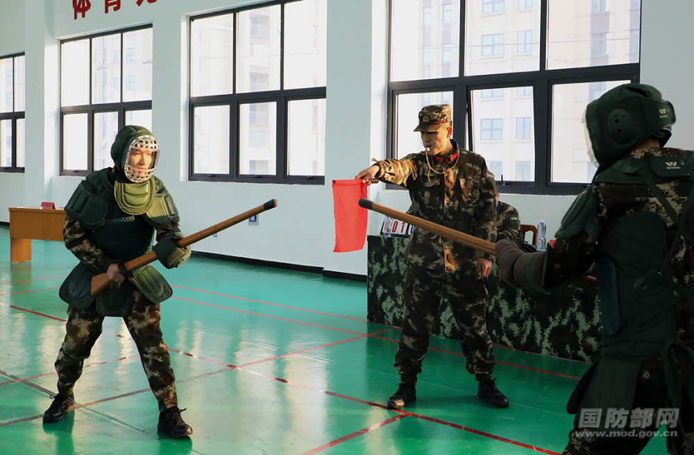 大图直击武警河南总队各支队展开冬季大练兵