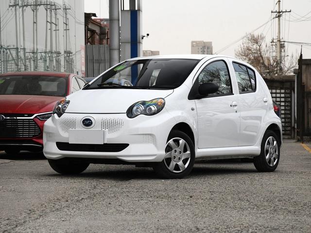 外观类似大熊猫305km纯电续航比亚迪e1表现如何