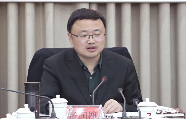 张润槐:培养造就一支高素质人才队伍