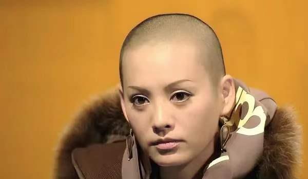 盘点8位女星光头造型有人霸气真剃有人戴头套做特效各显神通