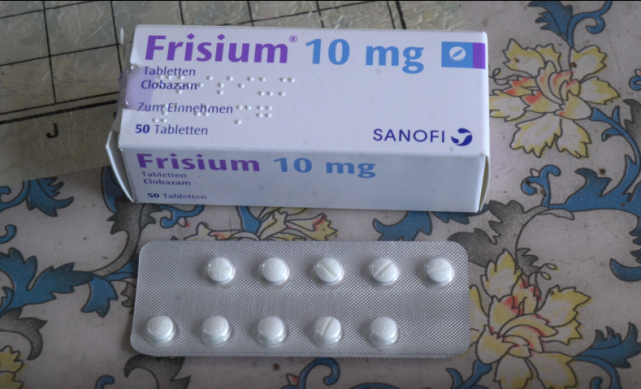 氯巴占断药困局代购被指贩毒后癫痫患儿家庭在互助中坚守