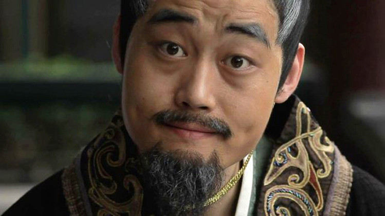 给本喵最大惊喜的是饰演凶手的张本煜,毕竟他在《万万没想到》里是