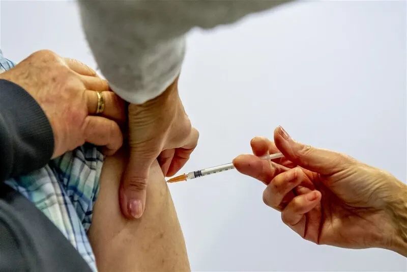 英语启蒙线上线下哪个好普京大经吁各国群体感染俄