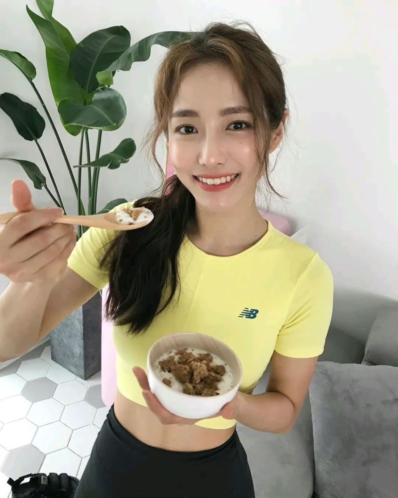 健身教练babebani