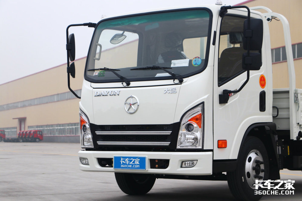 汽油车天花板20t大运新奥普力g20动力媲美柴油车