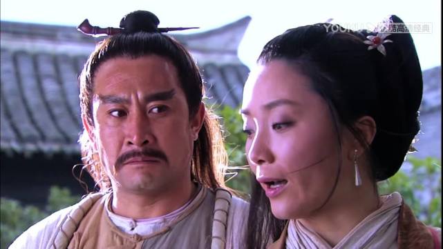 神剑仙猿穆人清的二弟子,性格刚毅木讷,但武功卓绝,江湖人称神拳无敌