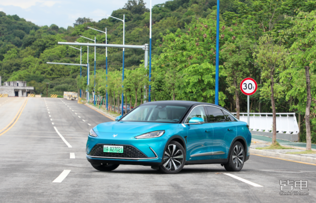 探访北汽极狐麦格纳工厂|蓝谷麦格纳|电池